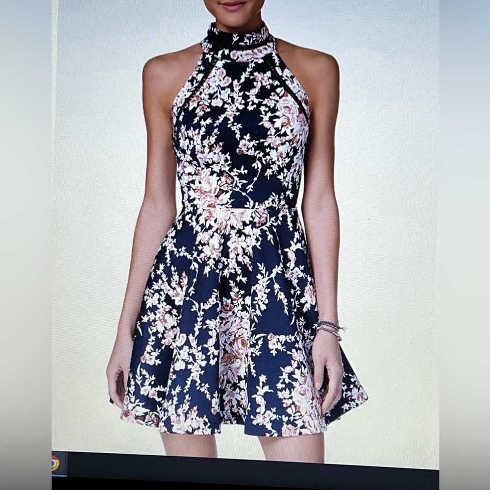EUC-Juniors' Printed Mock-Neck Crochet-Trim Fit & Flare Dress Size 13/14